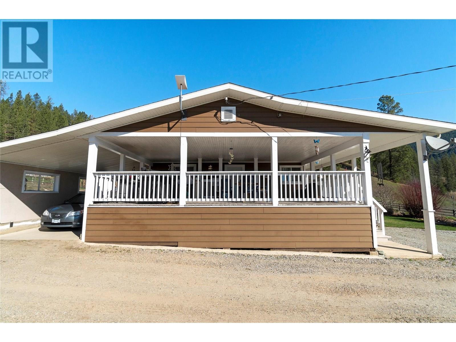  2720 Salmon River Road, Salmon Arm