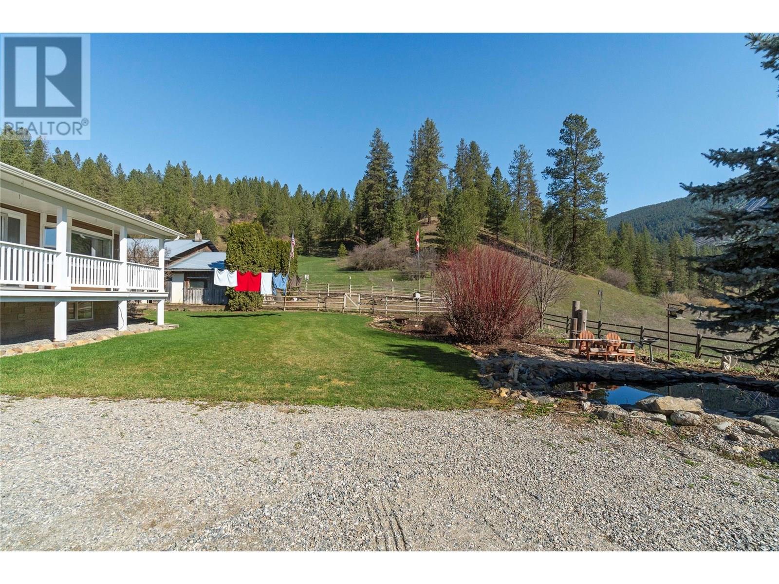  2720 Salmon River Road, Salmon Arm