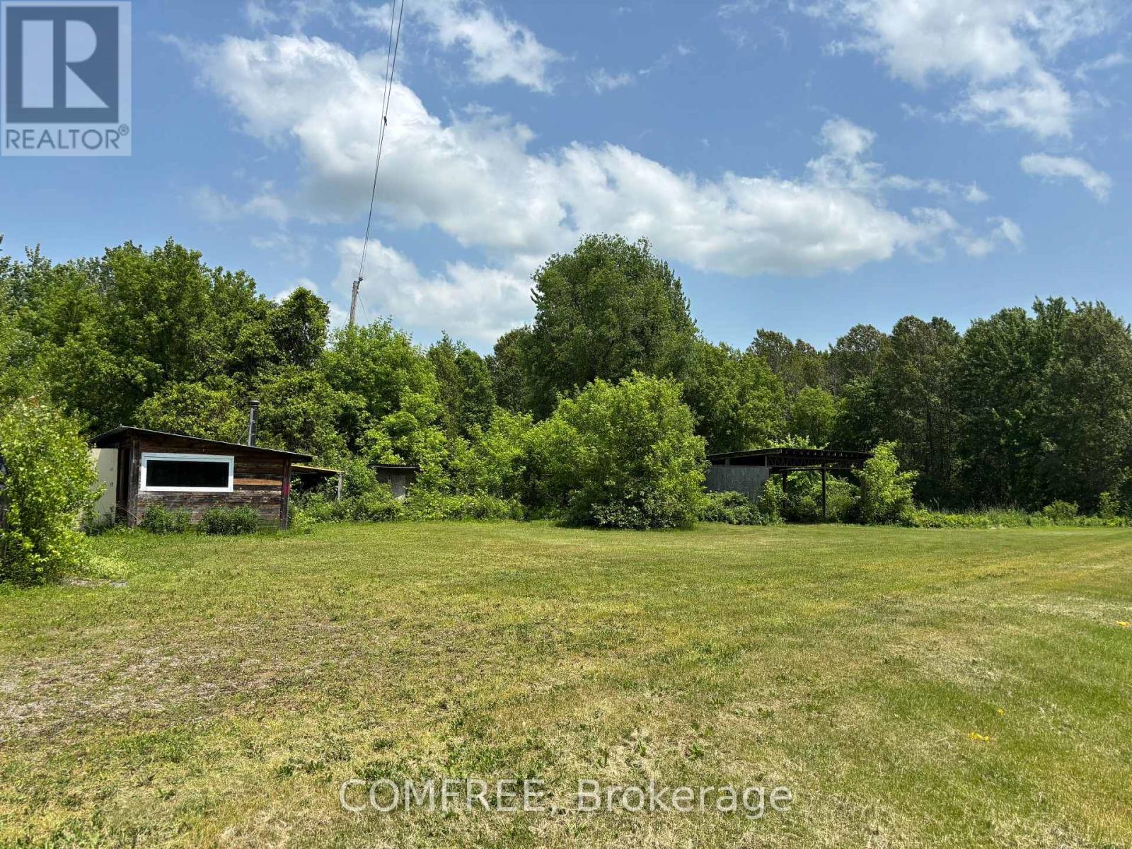 Photo 5 of 72 Corktown Lane, Merrickvillewolford ON