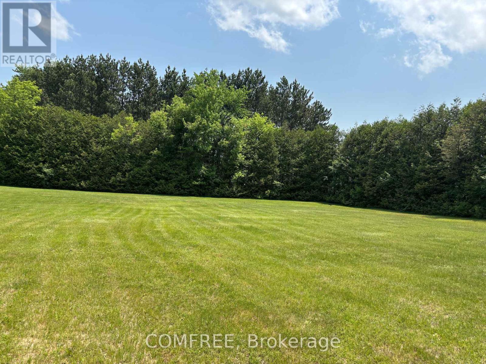 Photo 17 of 72 Corktown Lane, Merrickvillewolford ON