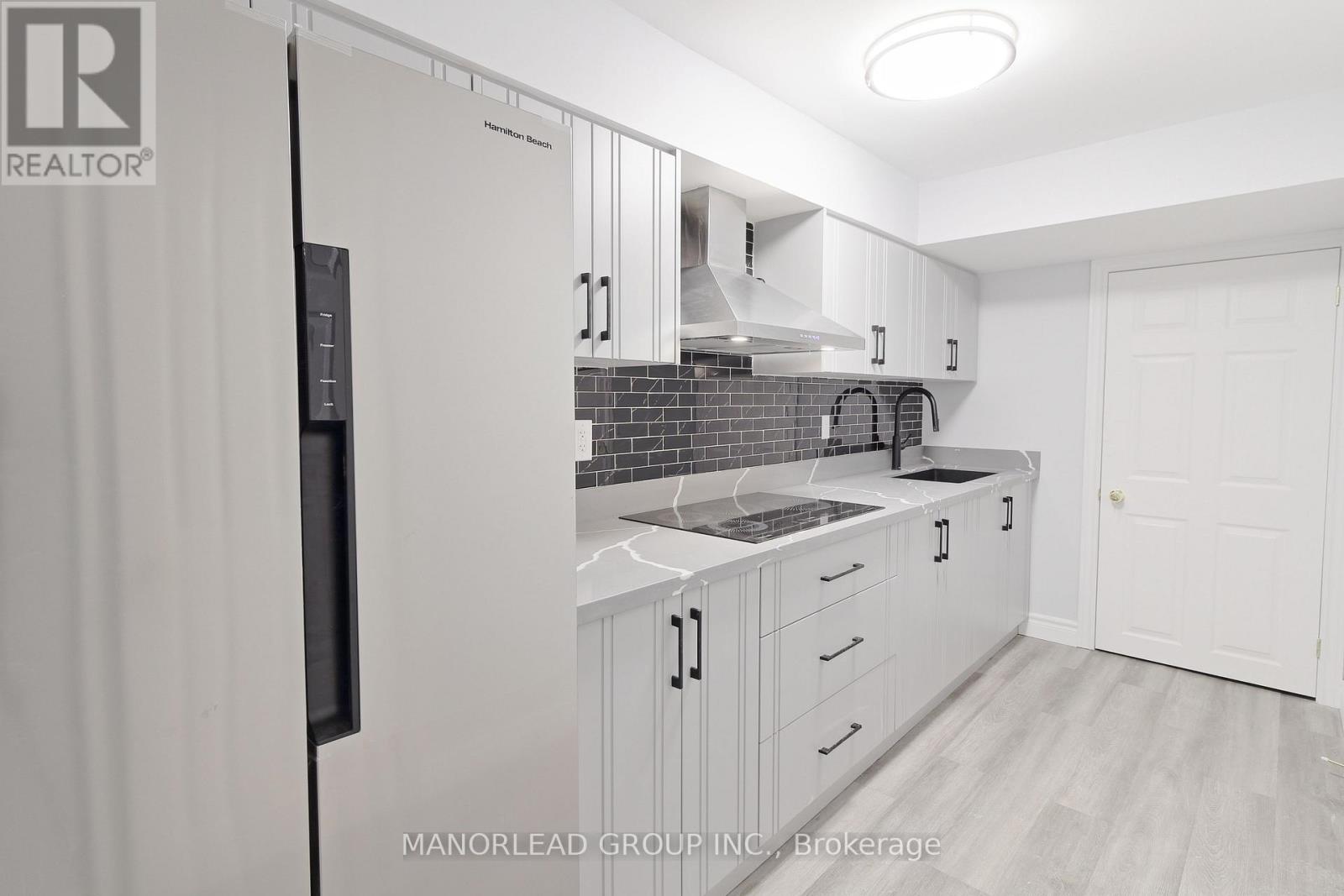 Photo 8 of 17 Raithby Crescent, Ajax ON
