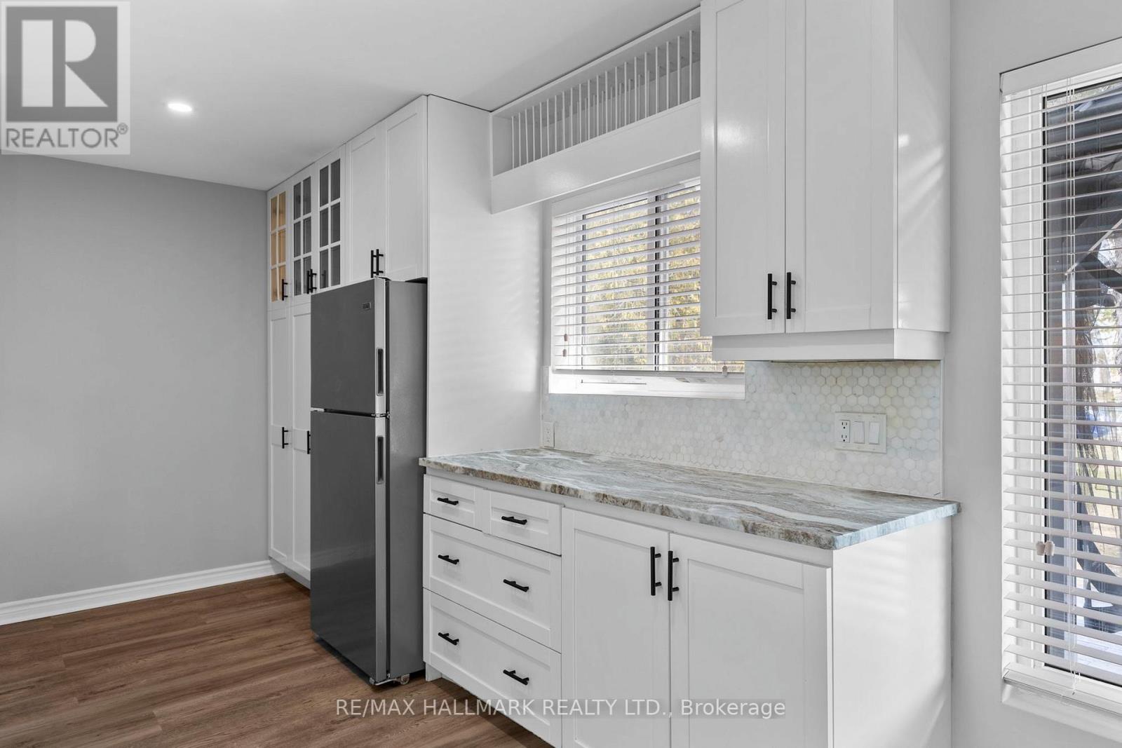 Photo 37 of 13 Pinetree Court, Ramara ON