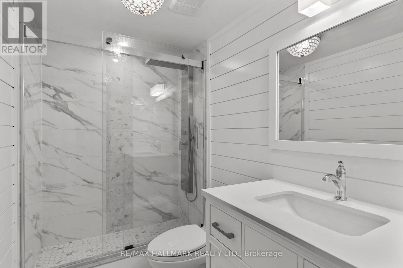Photo 1 of 13 Pinetree Court, Ramara ON
