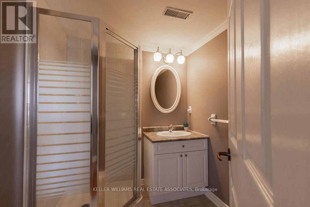 Photo 12 of 411 4003 Kilmer Drive, Burlington ON
