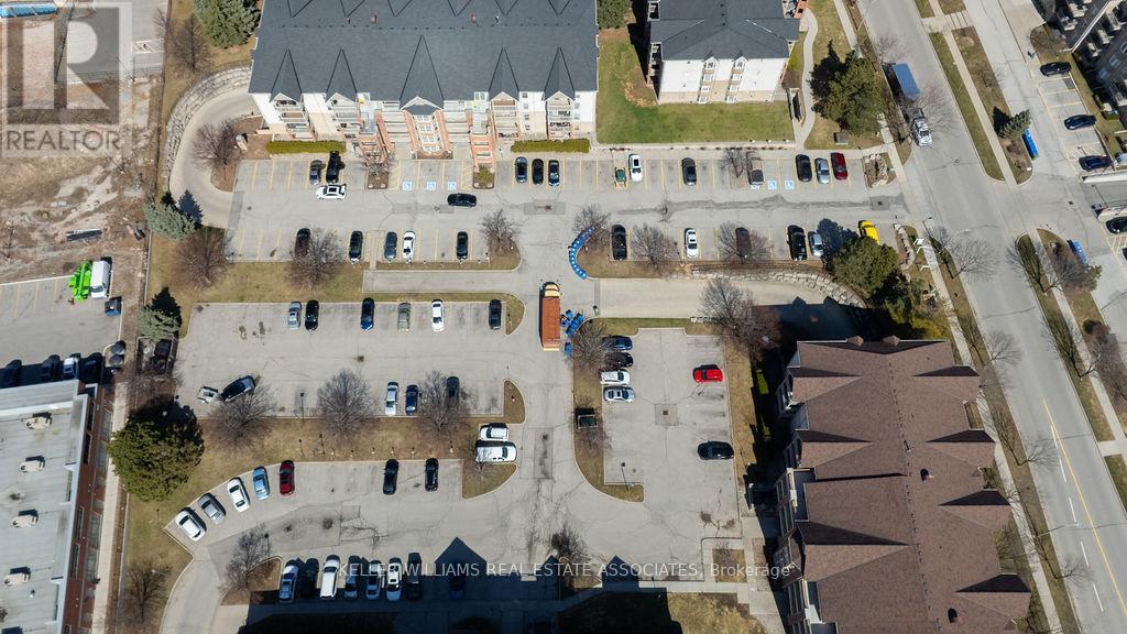 Photo 25 of 411 4003 Kilmer Drive, Burlington ON