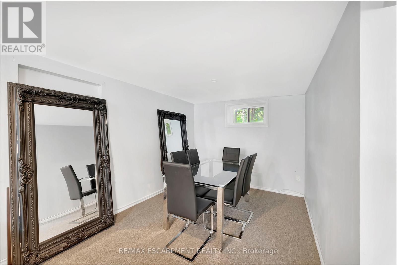 Photo 29 of 2387 Glenwood School Drive, Burlington ON
