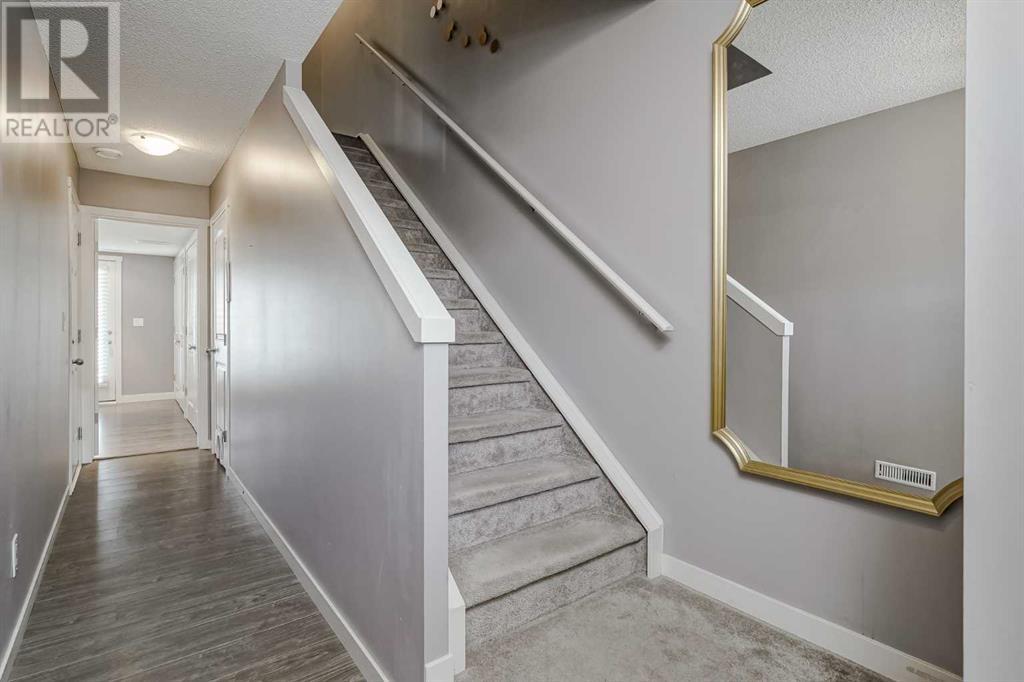 Single Family House for Sale in  Copperpond Landing SE Copperfield Calgary 