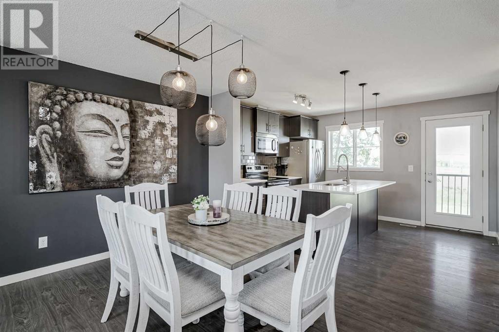 Single Family House for Sale in  Copperpond Landing SE Copperfield Calgary 