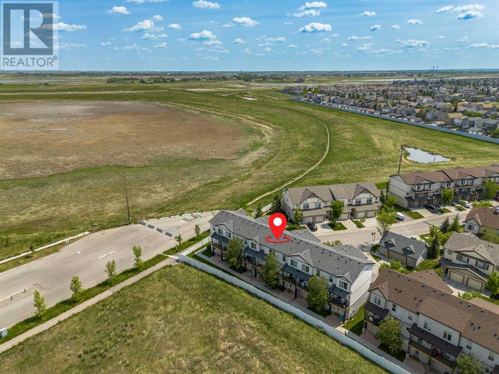 Single Family House for Sale in  Copperpond Landing SE Copperfield Calgary 