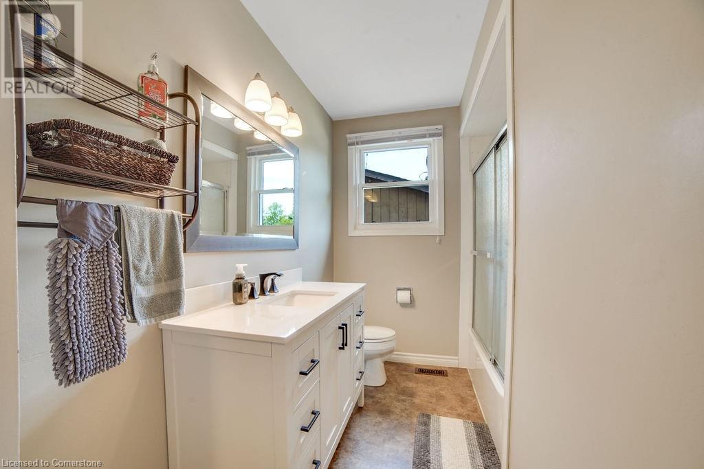 Photo 11 of 295 Haller Crescent, Caledonia ON