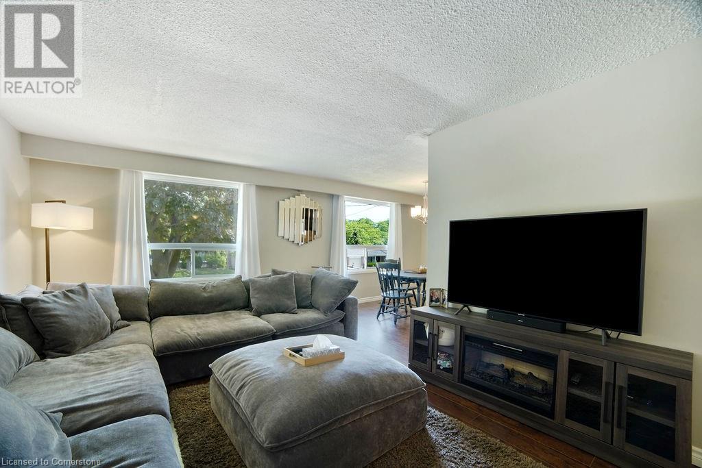 Photo 34 of 295 Haller Crescent, Caledonia ON