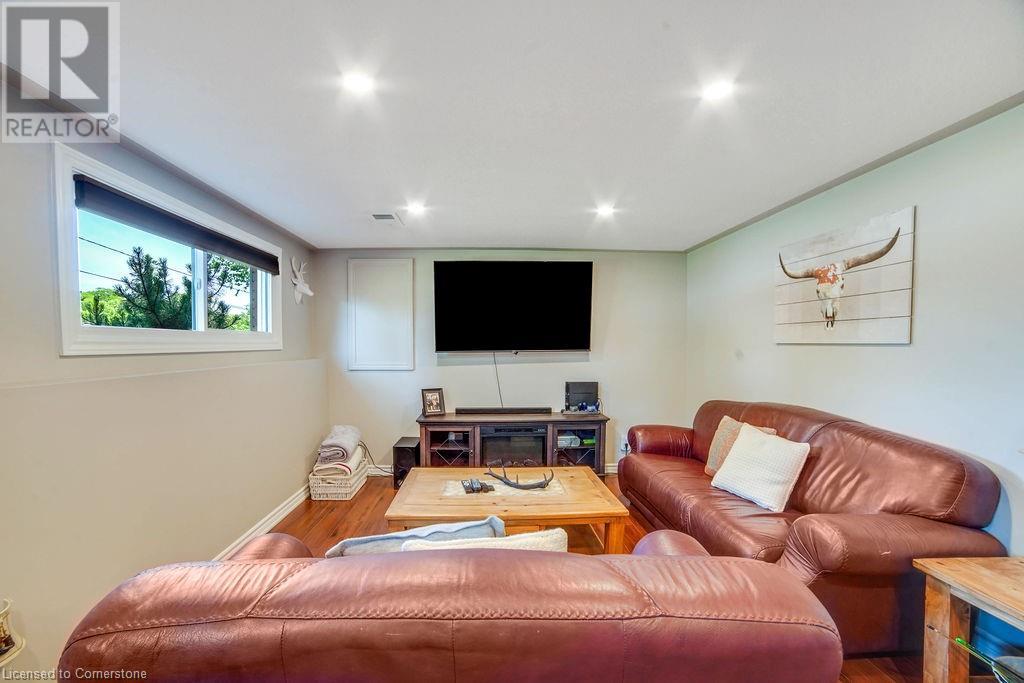 Photo 2 of 295 Haller Crescent, Caledonia ON