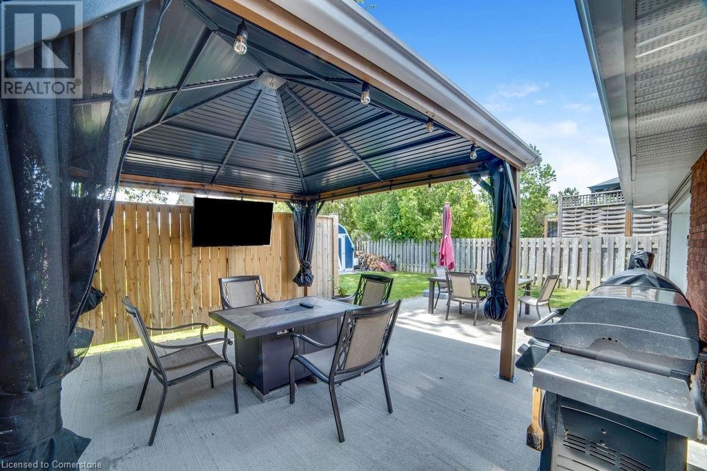 Photo 17 of 295 Haller Crescent, Caledonia ON