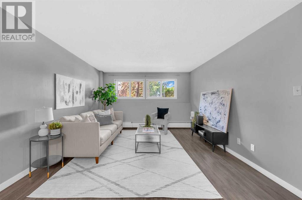 Single Family House for Sale in    Avenue SW Windsor Park Calgary 
