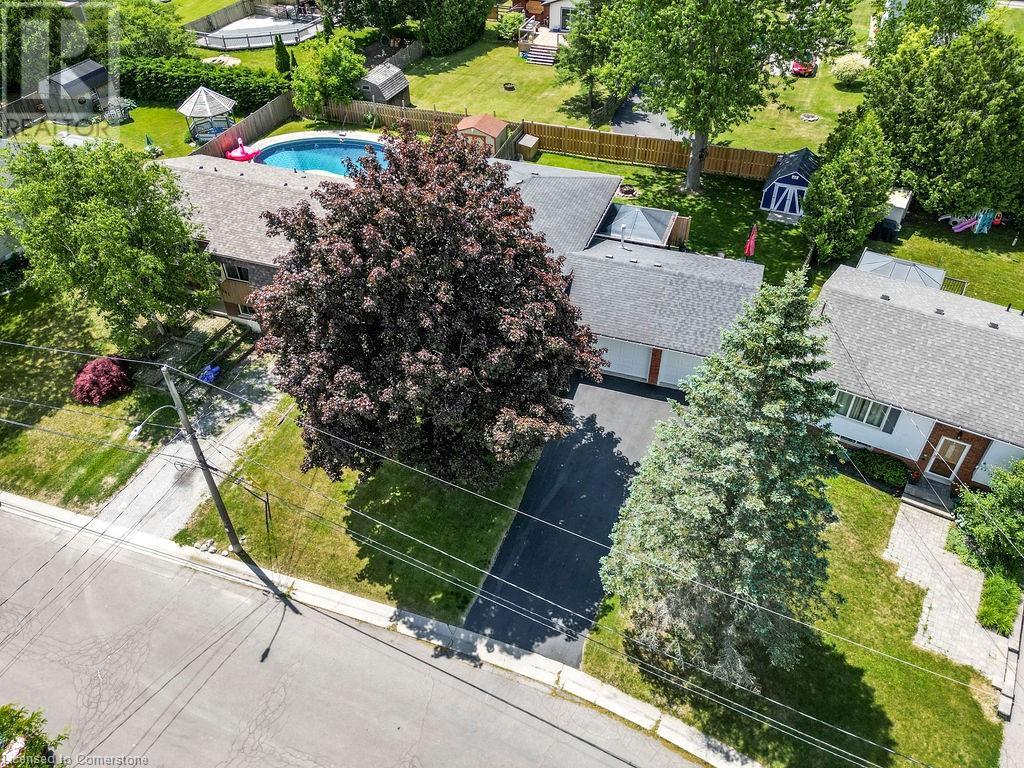 Photo 42 of 295 Haller Crescent, Caledonia ON