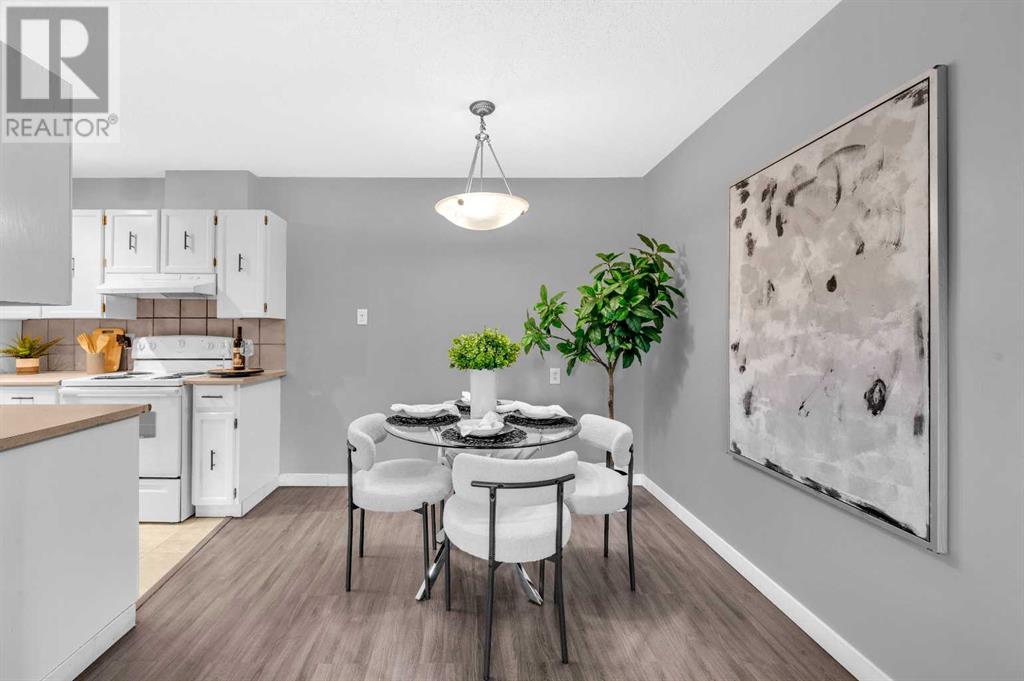 Single Family House for Sale in    Avenue SW Windsor Park Calgary 