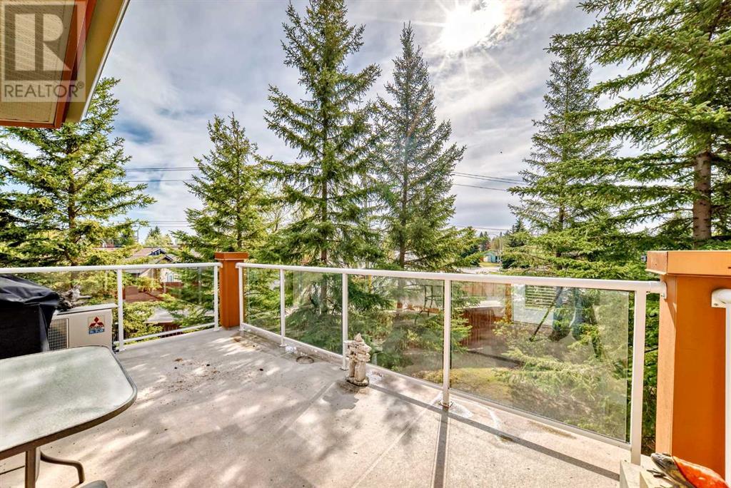 Single Family House for Sale in   Lake Fraser Court SE Lake Bonavista Calgary 