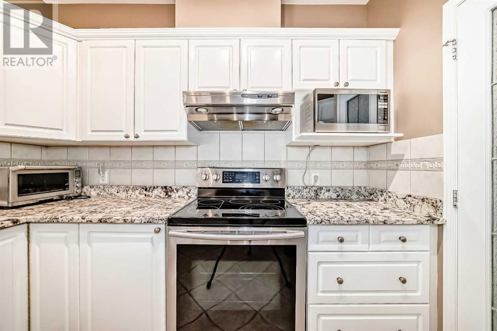 Single Family House for Sale in   Lake Fraser Court SE Lake Bonavista Calgary 