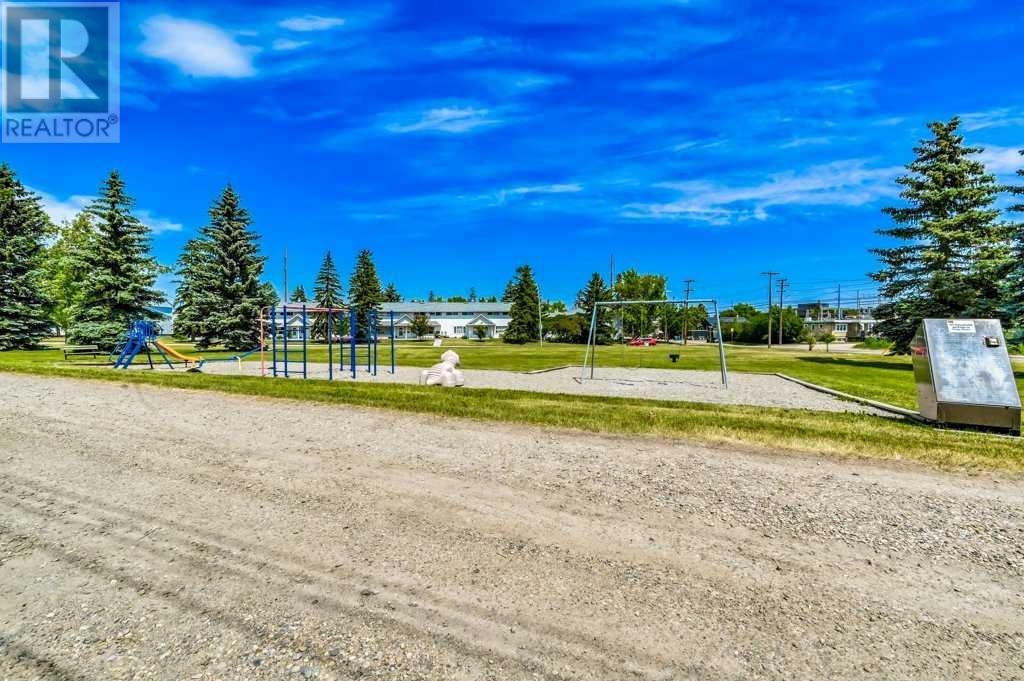 668 Merrill Drive NE, Calgary, Alberta