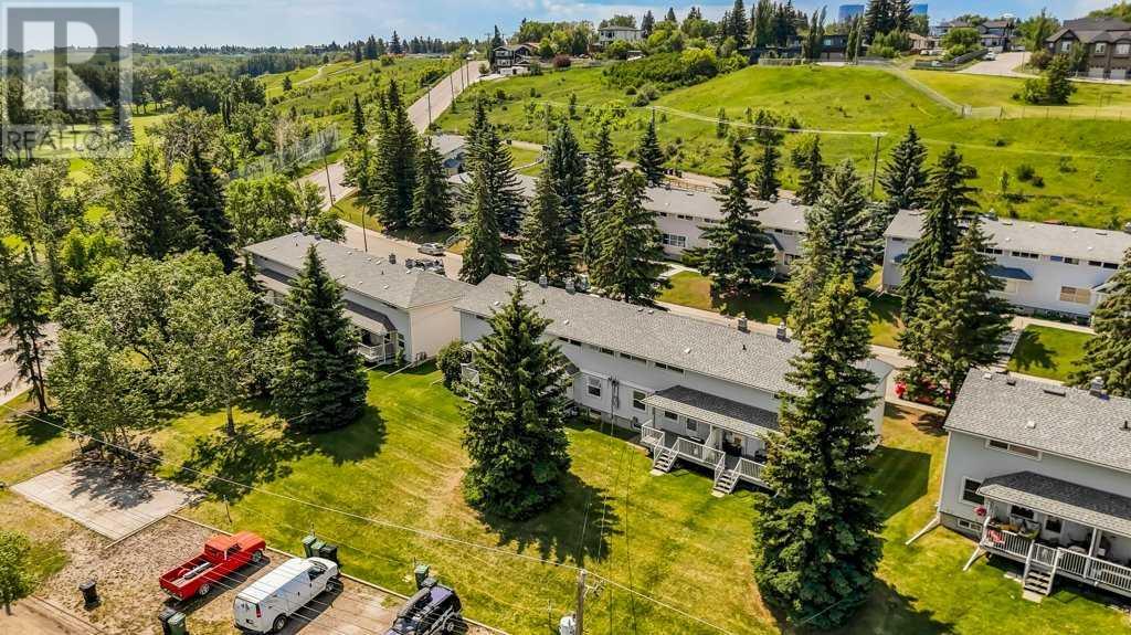 Single Family House for Sale in  Merrill Drive NE Winston Heights/Mountview Calgary 