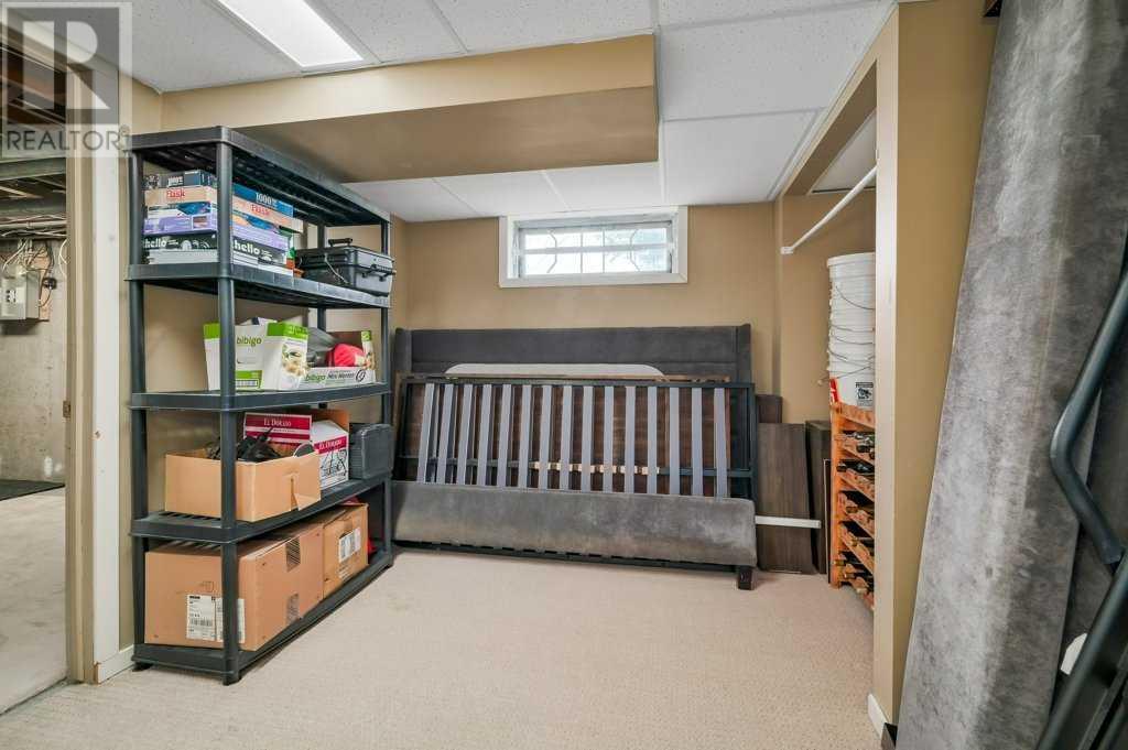 Single Family House for Sale in  Merrill Drive NE Winston Heights/Mountview Calgary 