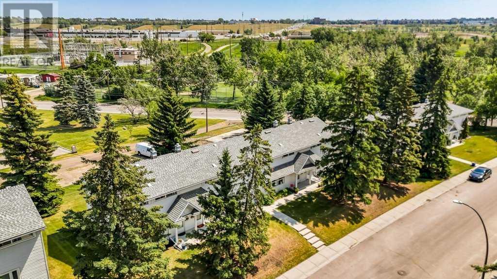 Single Family House for Sale in  Merrill Drive NE Winston Heights/Mountview Calgary 