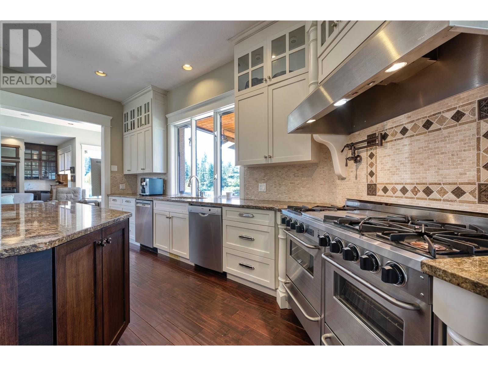 Photo 21 of 1117 Crawford Road, Kelowna BC