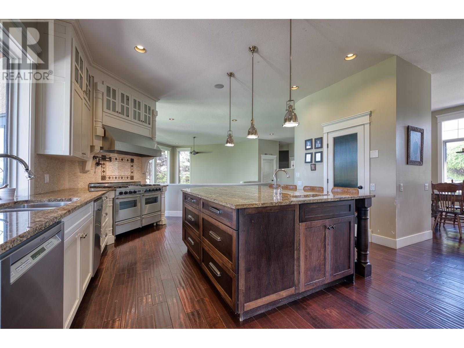 Photo 41 of 1117 Crawford Road, Kelowna BC