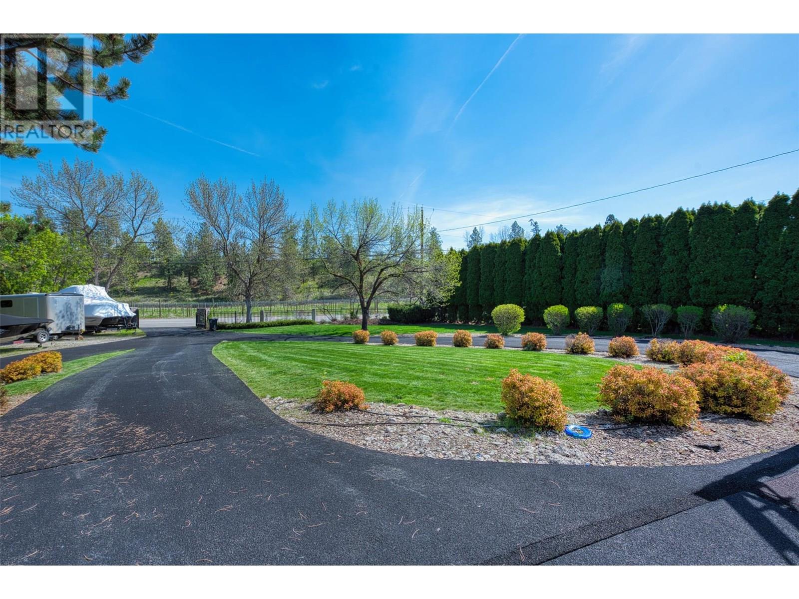 Photo 52 of 1117 Crawford Road, Kelowna BC