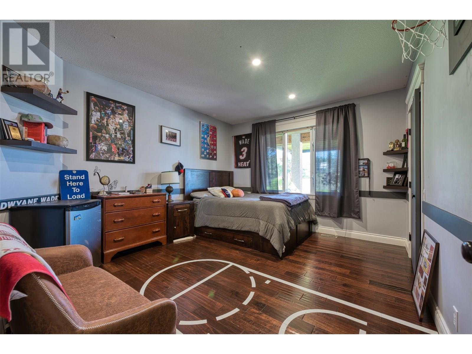 Photo 33 of 1117 Crawford Road, Kelowna BC