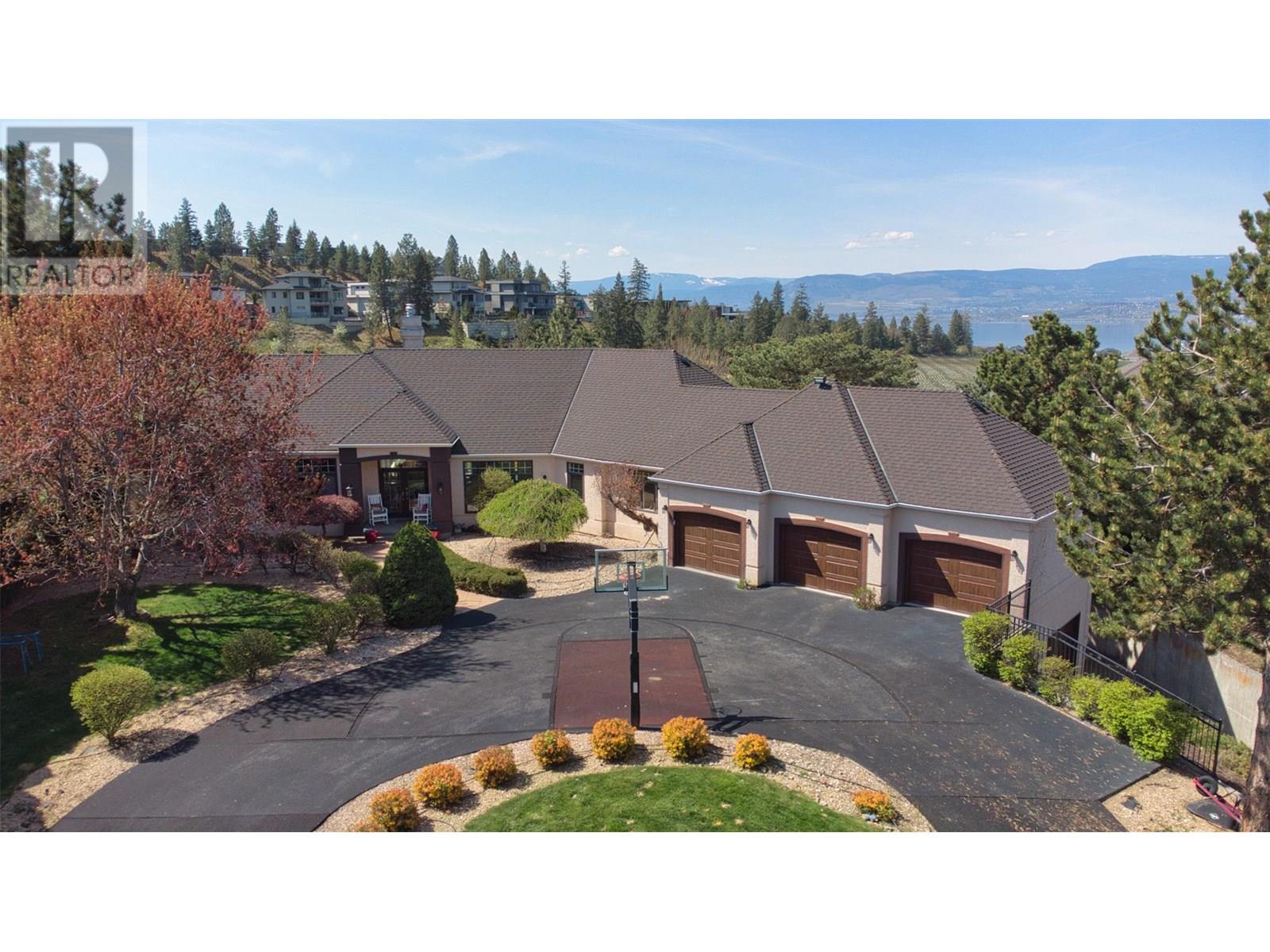 Photo 23 of 1117 Crawford Road, Kelowna BC