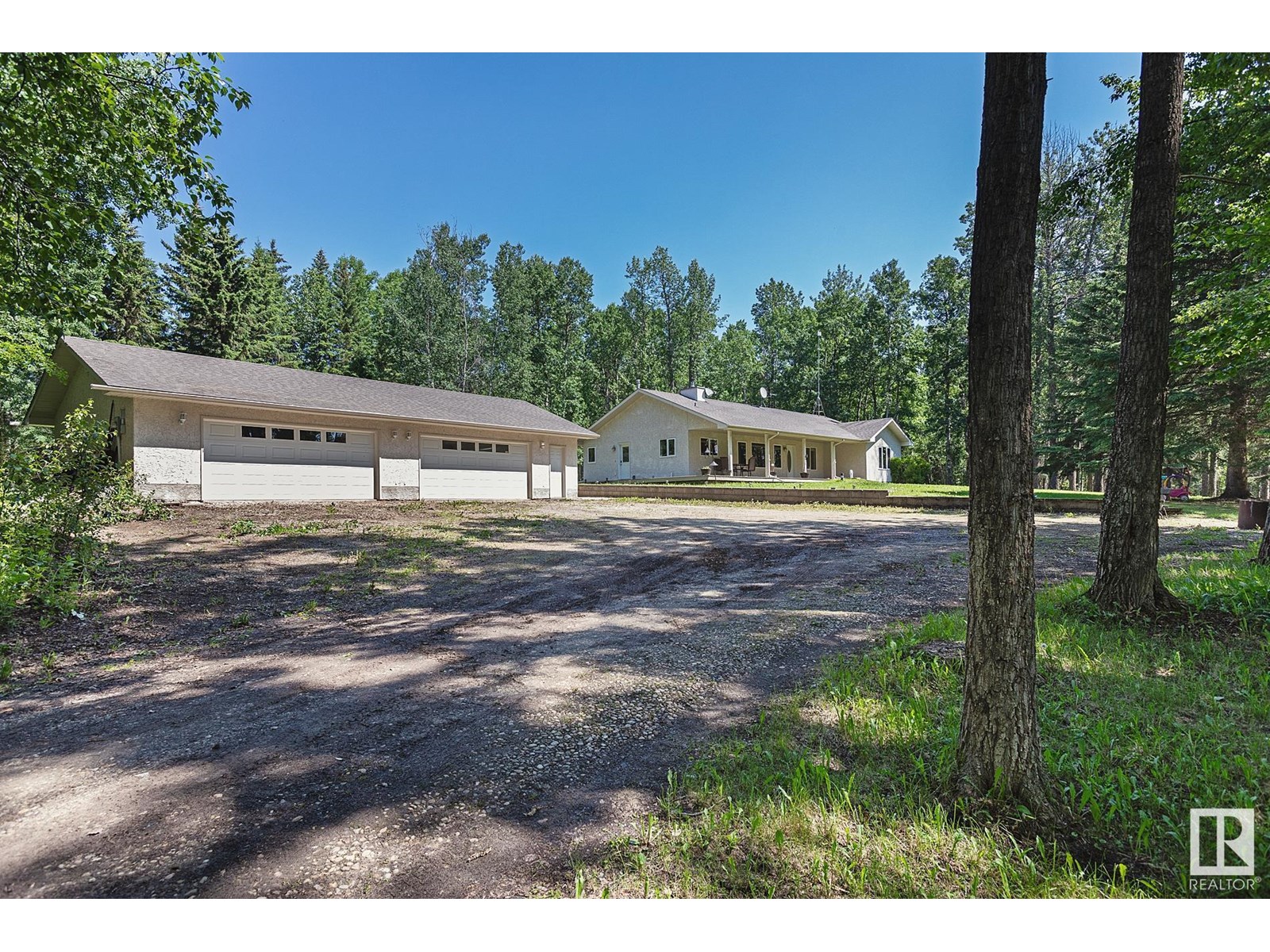Photo 3 of 9 53220 Rge Road 25, Rural Parkland County AB