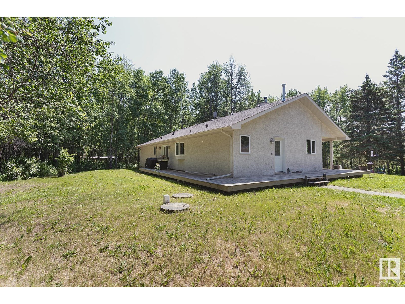 Photo 4 of 9 53220 Rge Road 25, Rural Parkland County AB