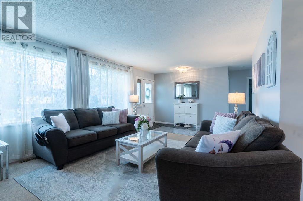 Single Family House Bungalow for Sale in  Rundleridge Road NE Rundle Calgary 
