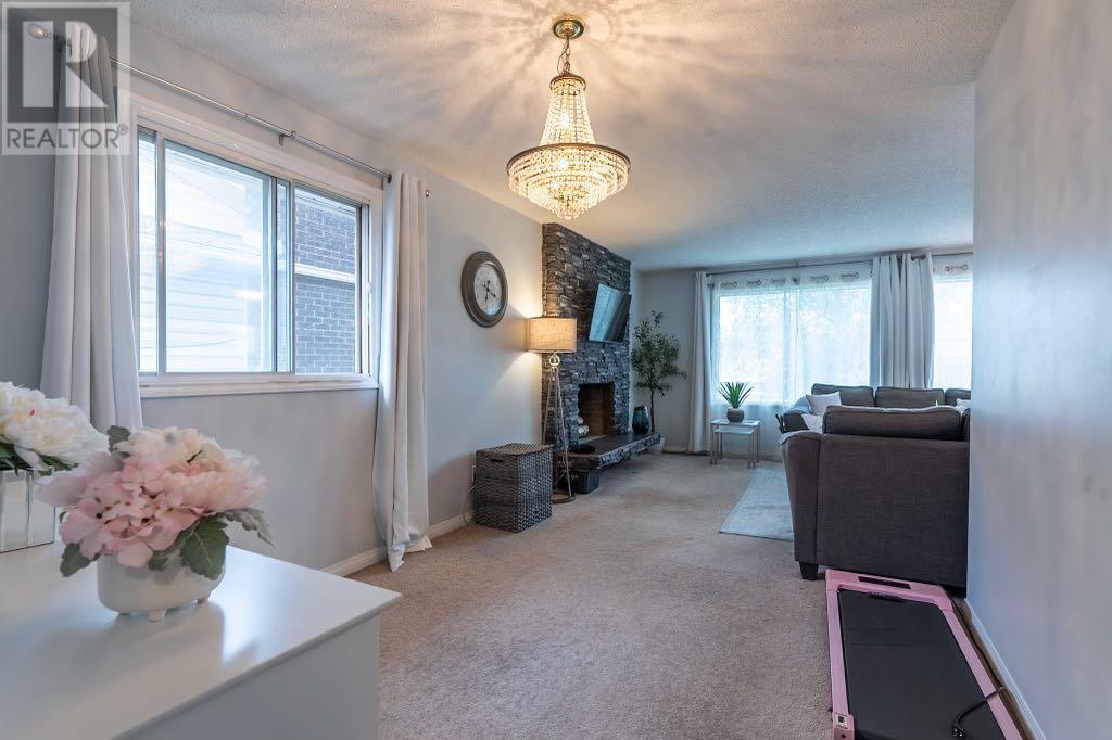 Single Family House Bungalow for Sale in  Rundleridge Road NE Rundle Calgary 