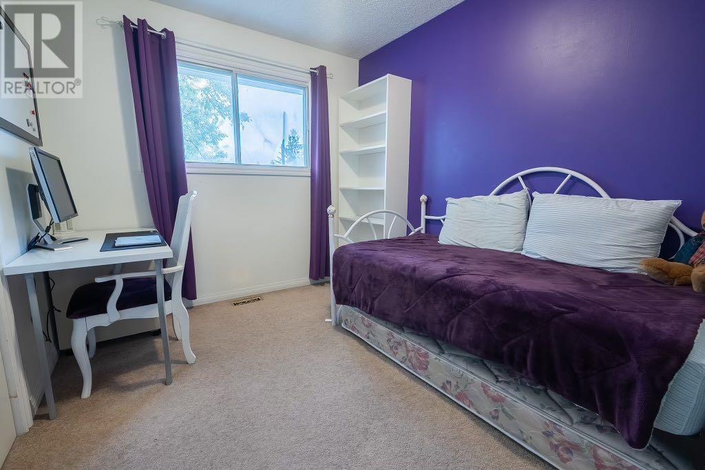 Single Family House Bungalow for Sale in  Rundleridge Road NE Rundle Calgary 