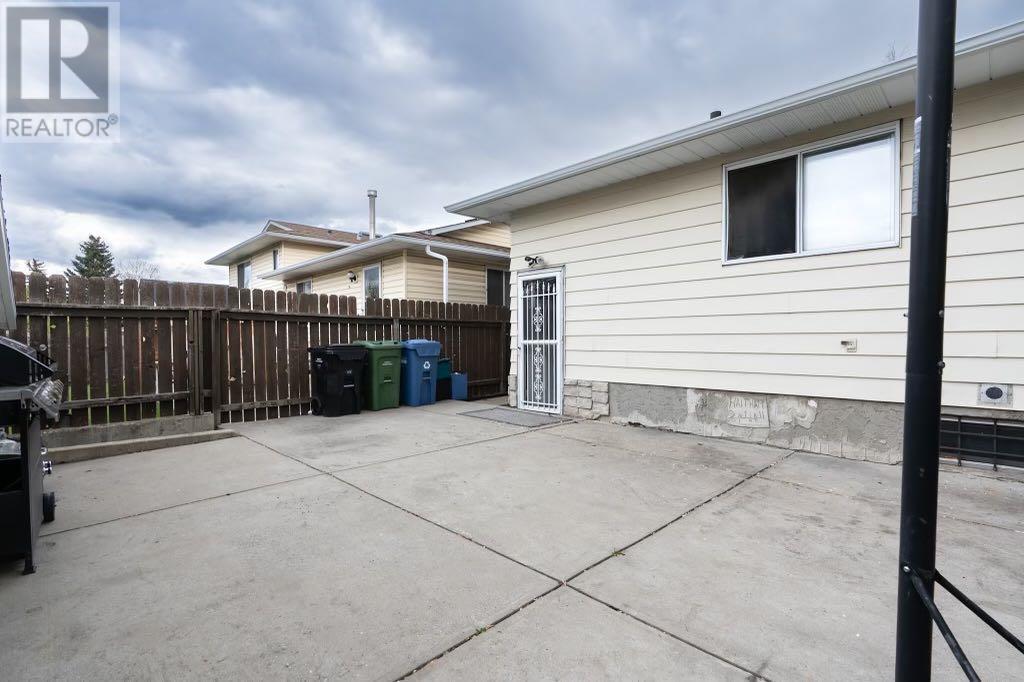 Single Family House Bungalow for Sale in  Rundleridge Road NE Rundle Calgary 