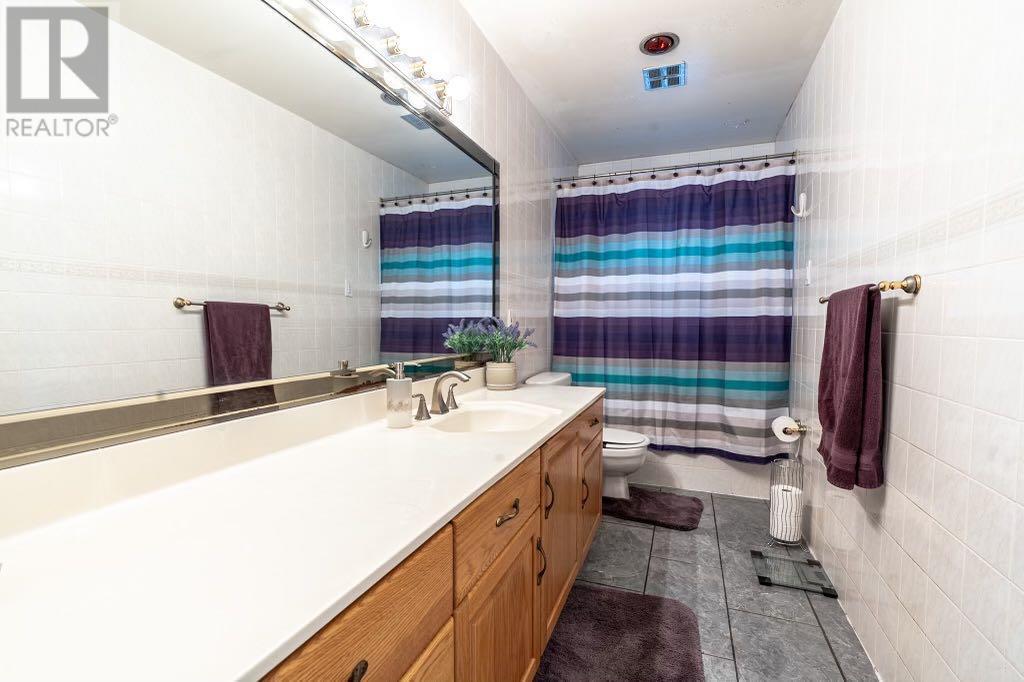 Single Family House Bungalow for Sale in  Rundleridge Road NE Rundle Calgary 