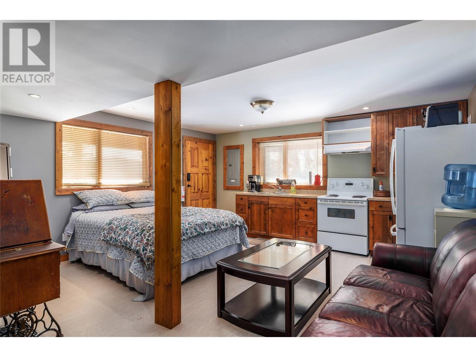  9434 Hodges Road, Vernon