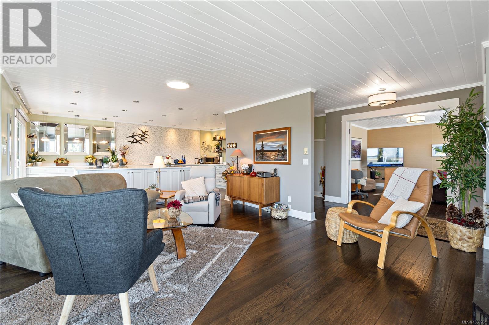 6039 Icarus Dr, Nanaimo