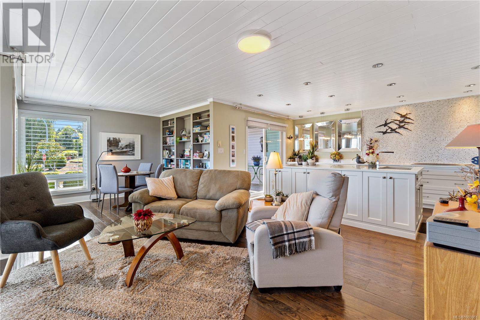 6039 Icarus Dr, Nanaimo