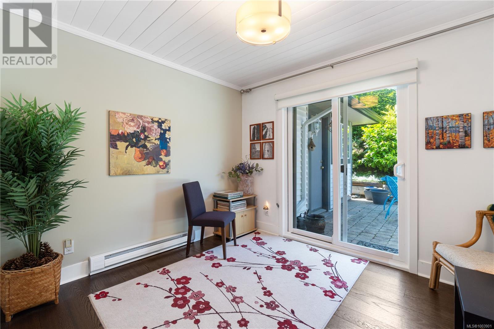 6039 Icarus Dr, Nanaimo