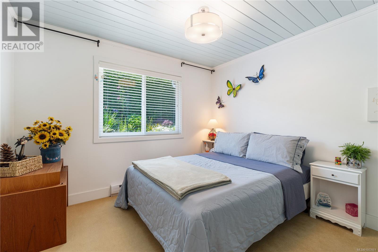 6039 Icarus Dr, Nanaimo