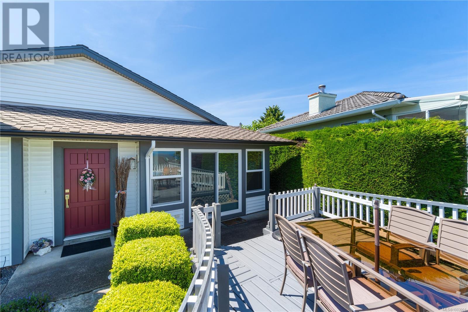6039 Icarus Dr, Nanaimo