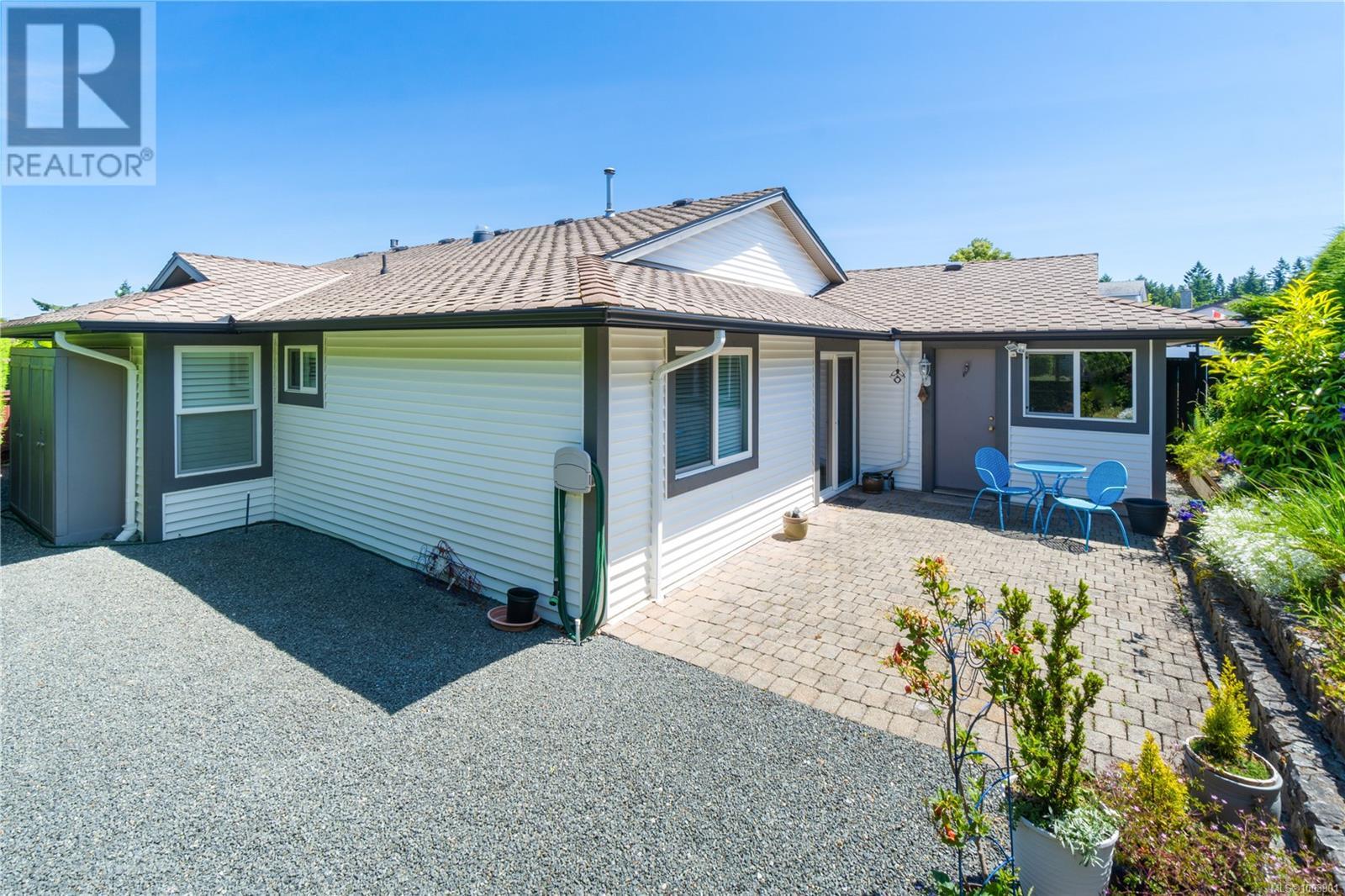 6039 Icarus Dr, Nanaimo