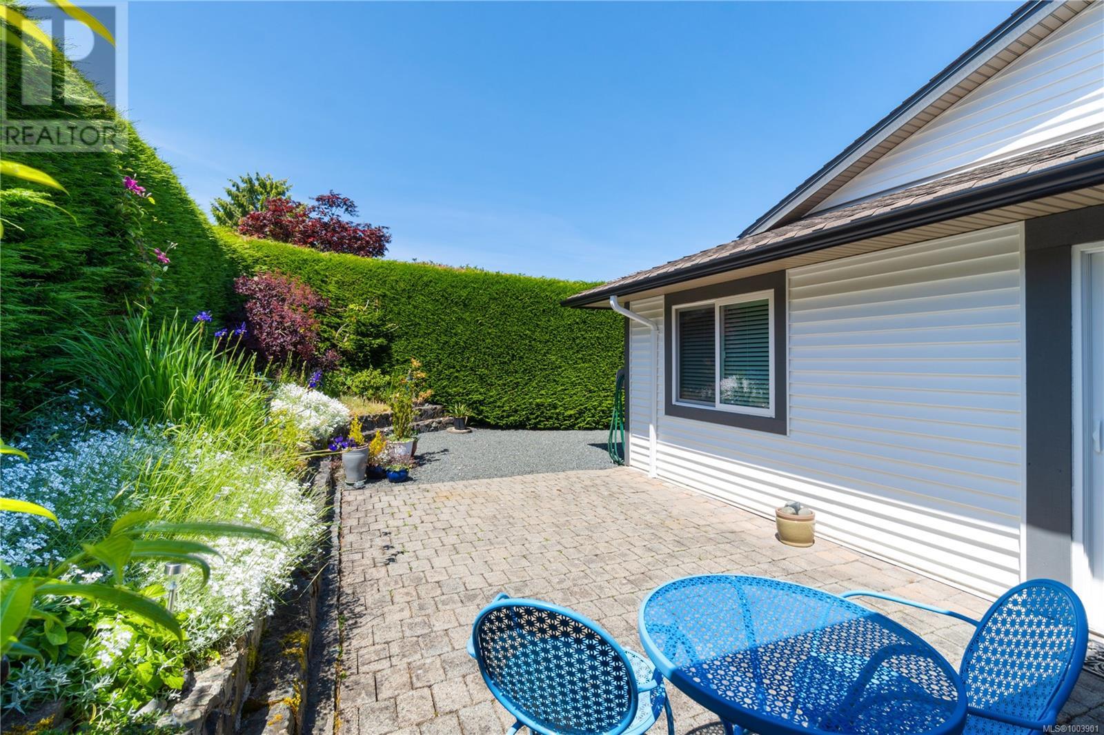 6039 Icarus Dr, Nanaimo