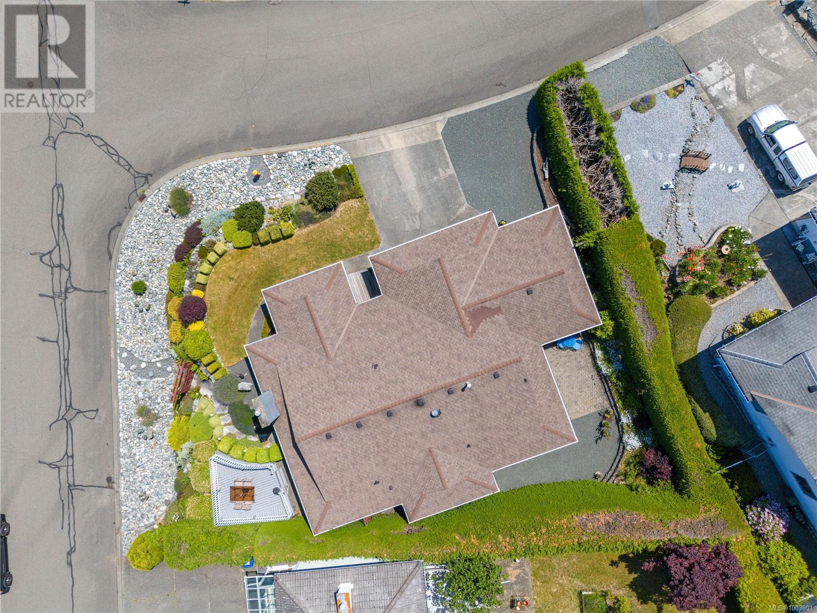 6039 Icarus Dr, Nanaimo