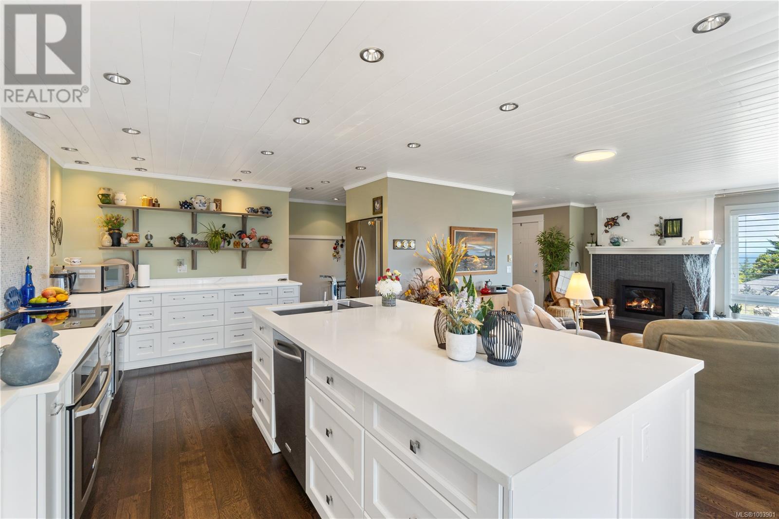 6039 Icarus Dr, Nanaimo