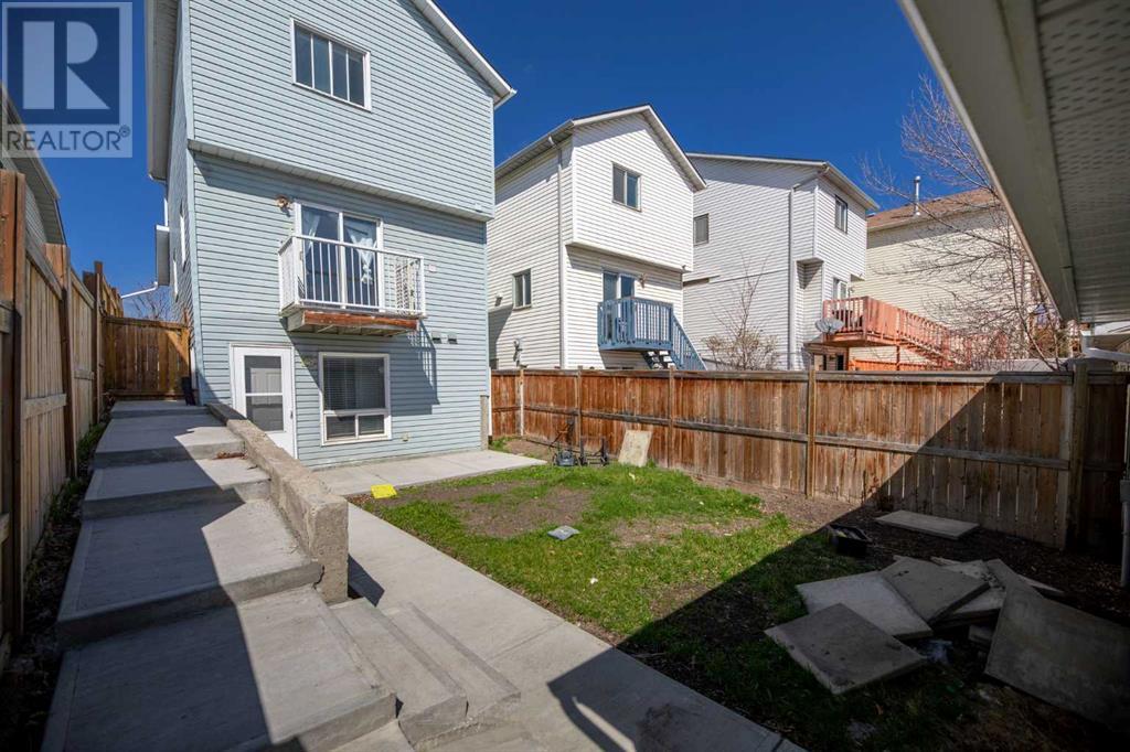 152 Hunterhorn Drive NE, Calgary, Alberta