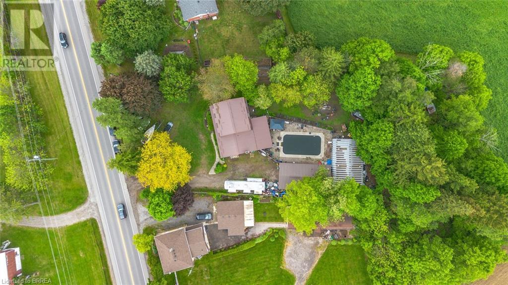 Photo 36 of 279 Cockshutt Road, Brantford ON